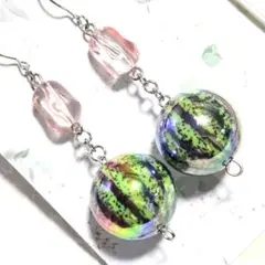 【スイカピアス】ハンドメイド　ビーズ　夏ピアス　イヤリング　フルーツ　おしゃれ