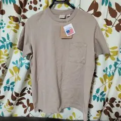 Goodwear ベージュ Tシャツ Mサイズ　ポケット付き　タグ付き