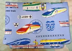 移動ポケット　電車柄