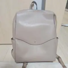レガートラルゴ リュック かるいかばん グレーグレージュ