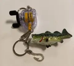 新品　ブラックバス　リール　キーホルダー　キーチェーン