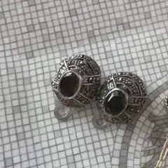 Item thumbnail for item f89c2955-395c-479a-a73b-a791c271a6d3