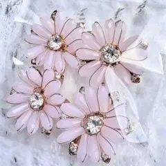 Item thumbnail for item ed6d799e-8e17-46f7-8b6e-476d3afa7aa9