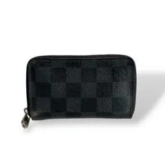 Item thumbnail for item d3c3627f-ff4a-4ebf-ac15-94e4b6384d67