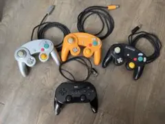 ゲームキューブ•wiiコントローラー4個セット