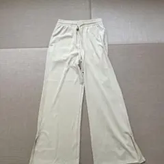 Item thumbnail for item 5ec854dc-3180-4b4a-b0c1-e1964c8c8853