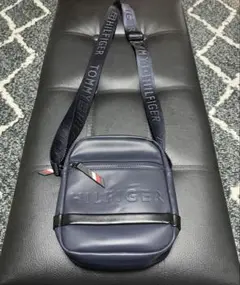 TOMMY HILFIGER ショルダーバッグ