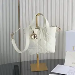 アイボリー キルティング ショルダーバッグ