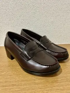 ダークブラウン ローファー