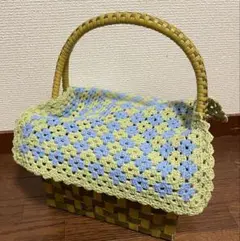 手編み　グラニースクエアのマルチカバー　コットン
