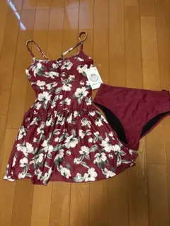 新品　花柄　ワンピース　水着　２点セット