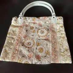 インドリボンホワイトトートバッグ