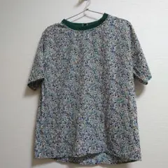 花柄プリント Tシャツ グリーンリブ