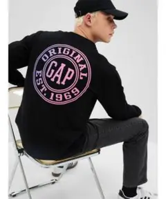 GAP ロングスリーブTシャツ ブラック　背面　ロゴプリント　長袖　メンズ　L