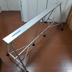中古　スキー チューンナップ台 折りたたみ式作業台 バイス付きのセット 中古 スキー チューンナップ台 折りたたみ式作業台 バイス付きの