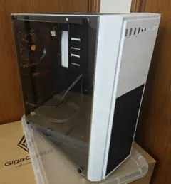 Thermaltake Versa H26 White ミドルタワー ATX対応