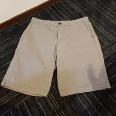 GAP すっきりライン　ハーフパンツ　ベージュ　29