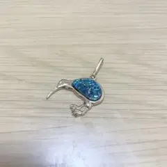 キウイバード モチーフ ペンダントトップ