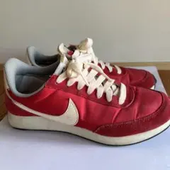 NIKE 【復刻版】限定スニーカー　BEAMSナイキ レディースレッド