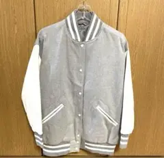 グレーホワイトスタジャン 新品✨️Mサイズ