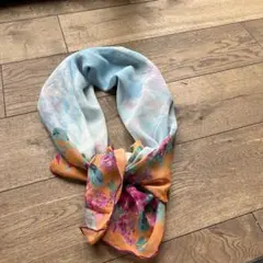 イタリア製　シルクスカーフ新品