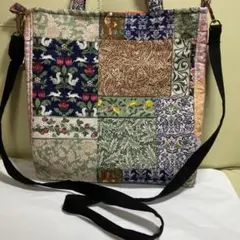 ハンドメイド　カラフルリバティプリント　手提げ&サコッシュ　ベルト2本