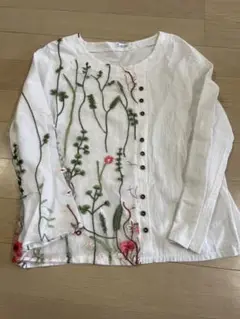 長袖トップス　刺繍　XL