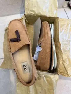 UGG ブラウン ローファー トゥリボン付き