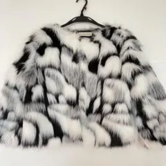 フェイクファー ショート丈ジャケット 黒 白 ファーコート ファージャケット