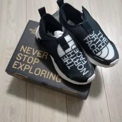 新品23.0ザ・ノース・フェイスTHE NORTH FACEスニーカー 夏キッズ