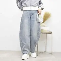 FUN デニムカーブパンツ　Sサイズ
