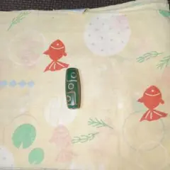 緑の九眼天珠