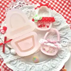 シリコンモールド　お花のカゴ　花籠　レジン　シャカシャカ　シェイカーモールド