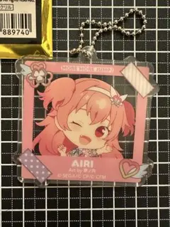 AIRI アクリルキーホルダー MORE MORE JUMP!プロセカ桃井愛莉