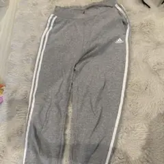 adidas グレー ジョガーパンツ サイドストライプ