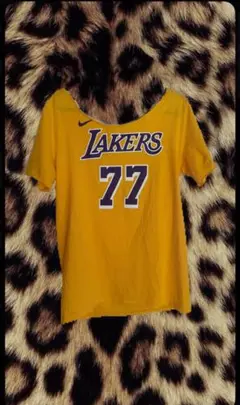 Nike Lakers Doncic 77 Tシャツ ladies y2k