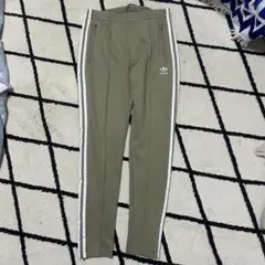 adidas オリーブ ジョガーパンツ　S 細身