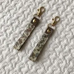 新品　リバティ　キーホルダー　2個　ムーンモス