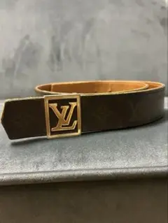 Item thumbnail for item 7eb0f2ff-3613-44db-a0f7-b1da5e727b9e