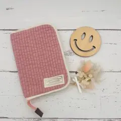 SALE☆ハンドメイド☆ヌビキルト×花 母子手帳ケース マルチケース