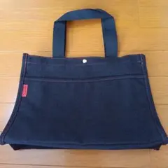ブラック キャンバストートバッグ　A4サイズ　新品　黒色