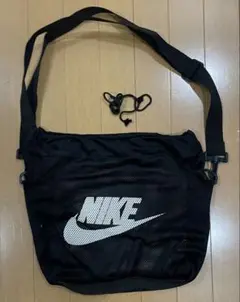 Item thumbnail for item abeba66a-8ed4-4747-8086-2b4fd47d1a03