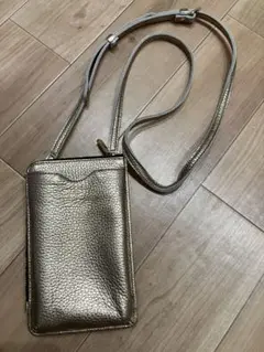 【新品未使用】ゴールド スマホショルダーバッグ