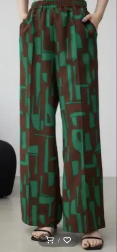 ジオメトリックパターンイージーパンツ
