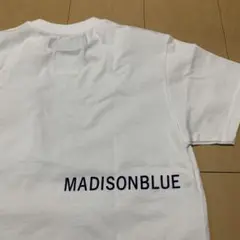 マディソンブルー Tシャツ