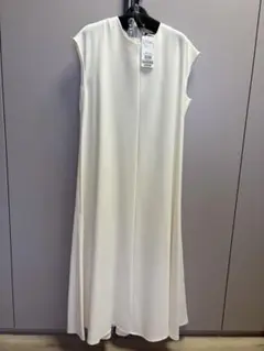アンタイトルUNTITLED ロングワンピース　ホワイトアイボリー