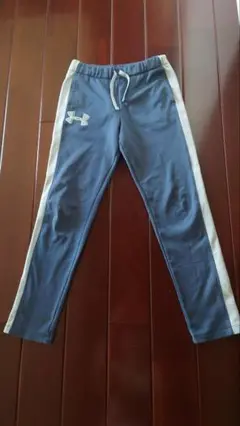 Under Armour ロングパンツ YLG グレー 150cm 裏起毛