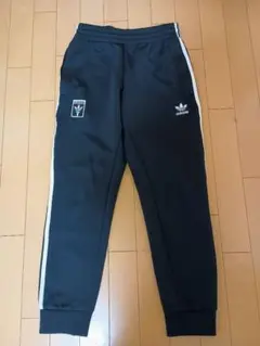 アディダス　S
