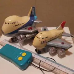 ANA 、 JAL、ディフォルメ 飛行機 ジャンク品