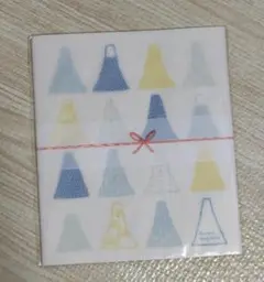 刺繍デザインの布製アイテム